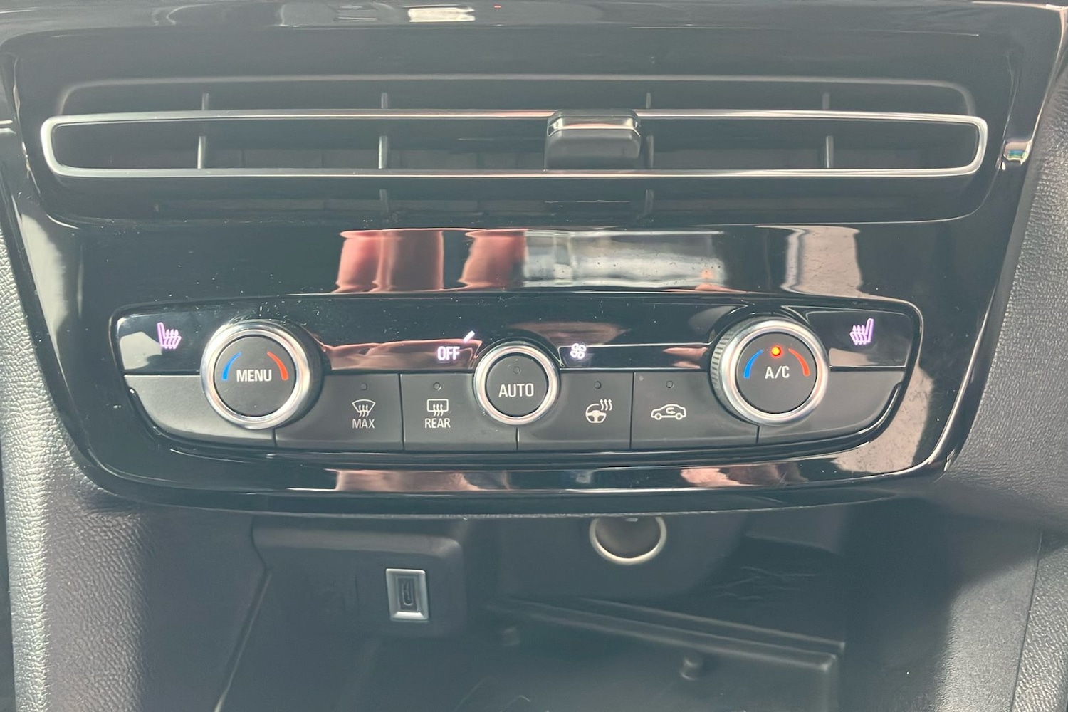 Used Vauxhall Mokka for sale - 77701835: Photo 40