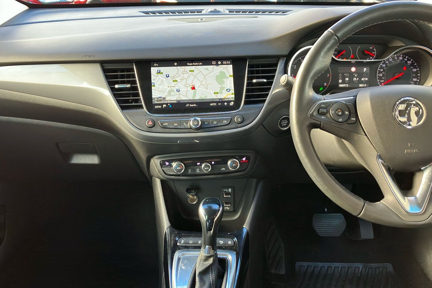 Used Vauxhall Crossland 2024 for sale - 76588081: Photo 32