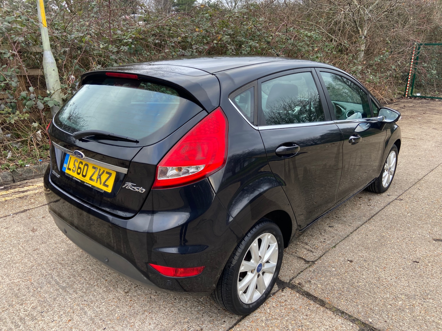 Used Ford Fiesta 2010 for sale - 77374194: Photo 6