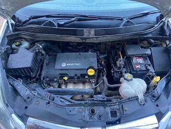 Used Vauxhall Corsa 2010 for sale - 77005966: Photo