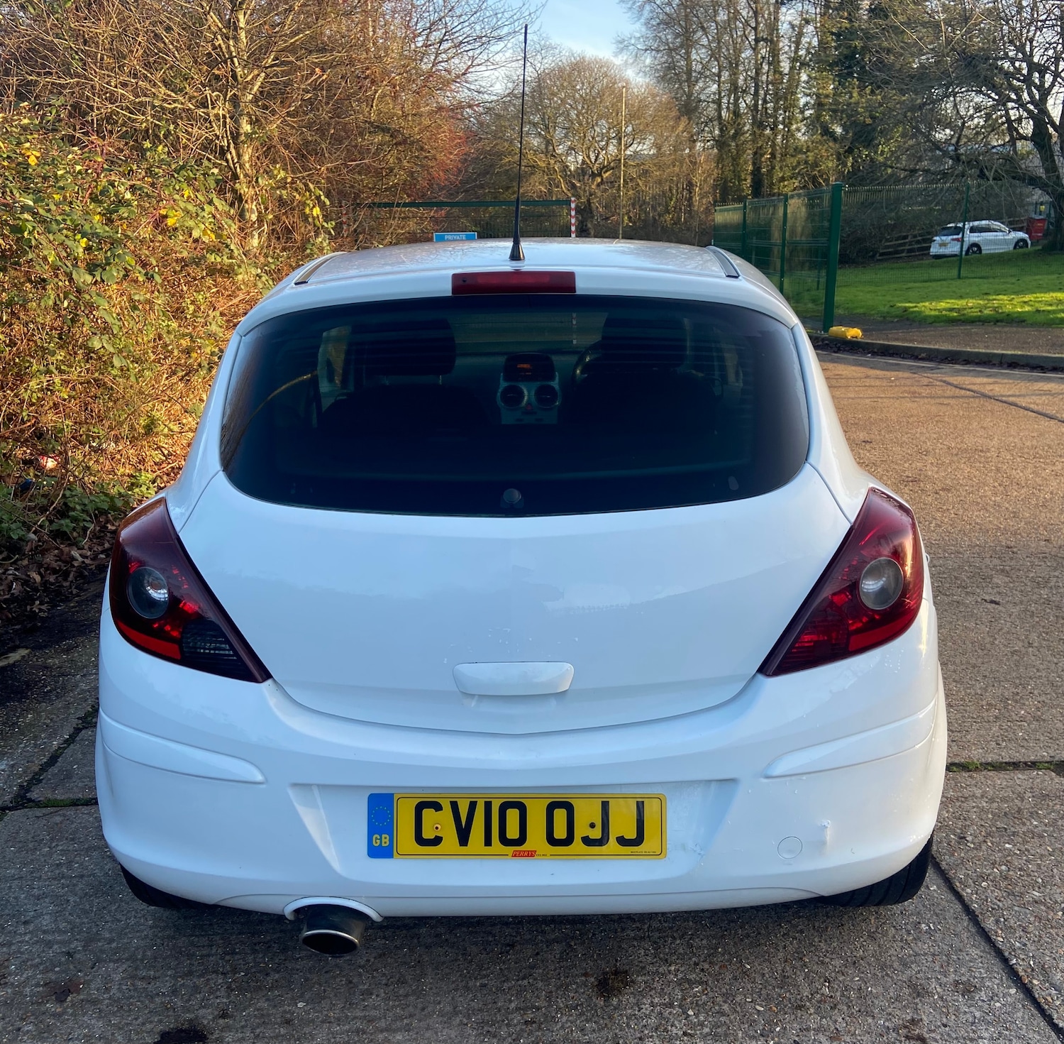 Used Vauxhall Corsa 2010 for sale - 77005966: Photo 5