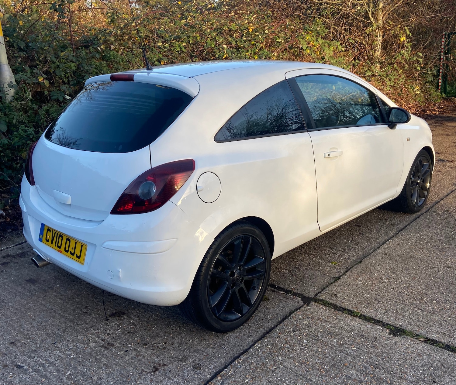 Used Vauxhall Corsa 2010 for sale - 77005966: Photo 6