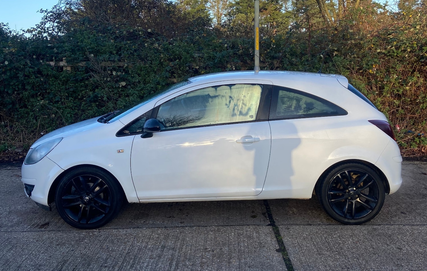 Used Vauxhall Corsa 2010 for sale - 77005966: Photo 9