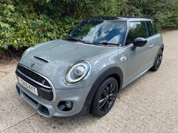 Used MINI Hatch 2019 for sale - 79424413: Photo