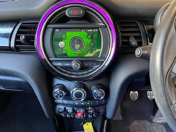 Used MINI Hatch 2019 for sale - 79424413: Photo
