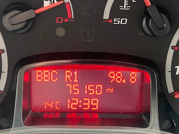 Used Ford Ka 2015 for sale - 77778888: Photo