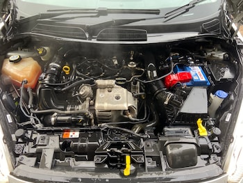 Used Ford Fiesta 2013 for sale - 77582372: Photo