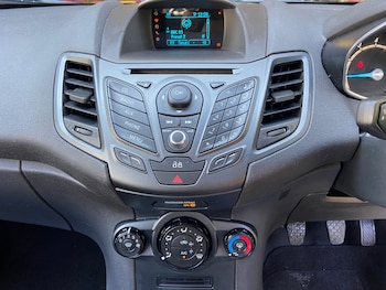 Used Ford Fiesta 2013 for sale - 79167934: Photo