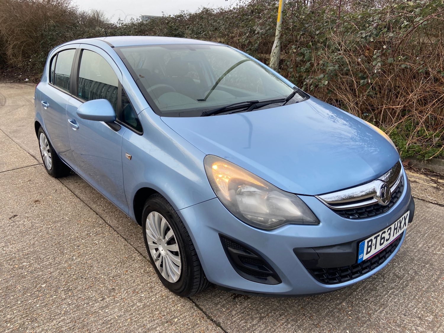 Used Vauxhall Corsa 2013 for sale - 77582381: Photo 2
