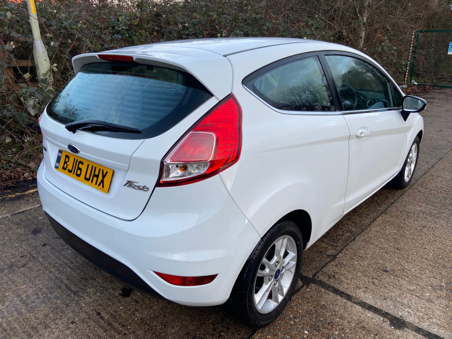 Used Ford Fiesta 2016 for sale - 77228076: Photo 6