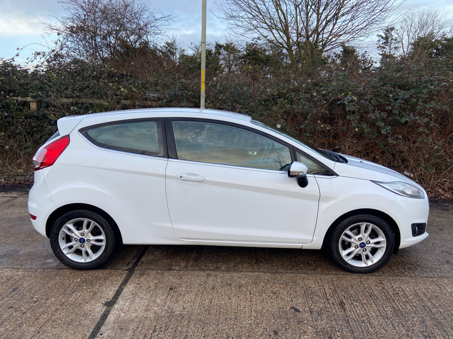 Used Ford Fiesta 2016 for sale - 77228076: Photo 7