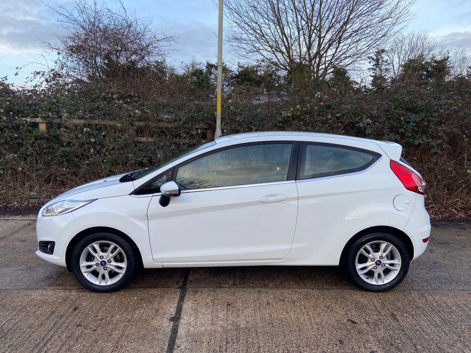 Used Ford Fiesta 2016 for sale - 77228076: Photo 9