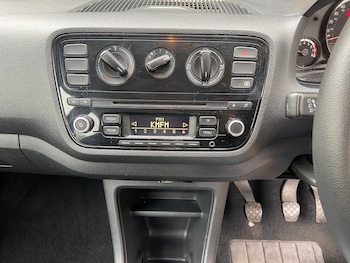 Used Volkswagen up! 2014 for sale - 78838495: Photo