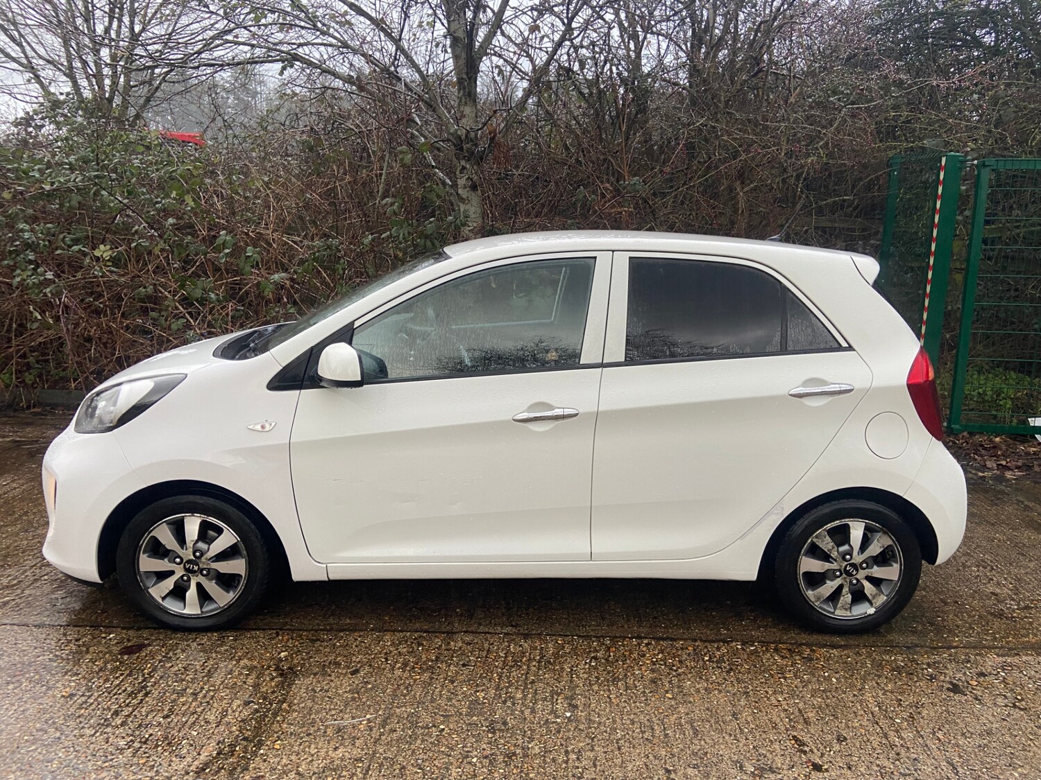 Used Kia Picanto 2017 for sale - 77532447: Photo 10