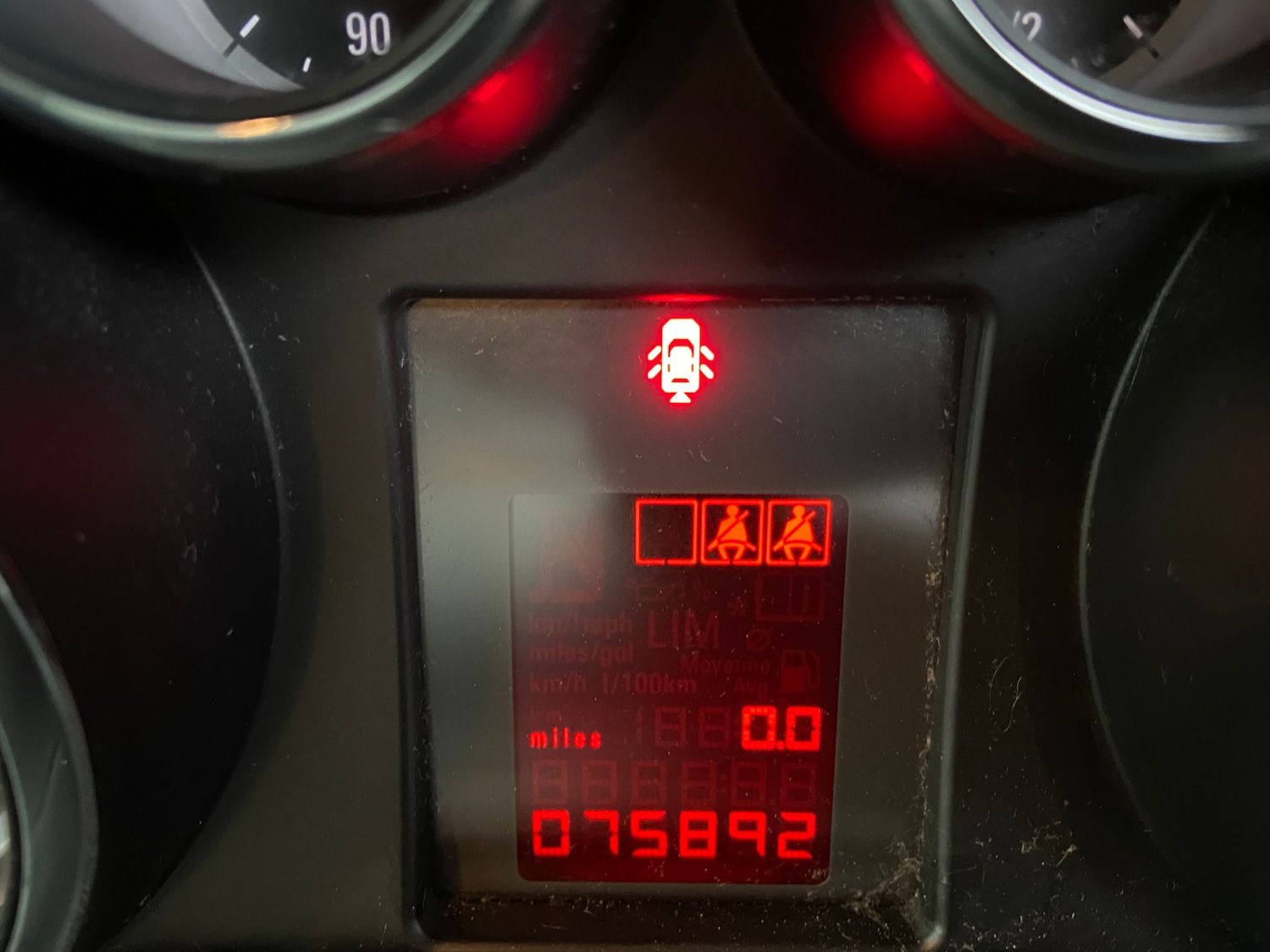 Used Vauxhall Mokka 2015 for sale - 77285984: Photo 3