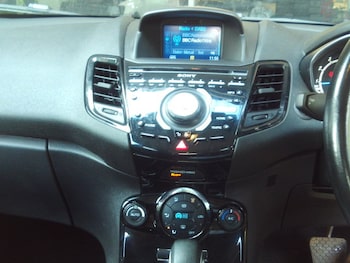 Used Ford Fiesta 2017 for sale - 75208233: Photo