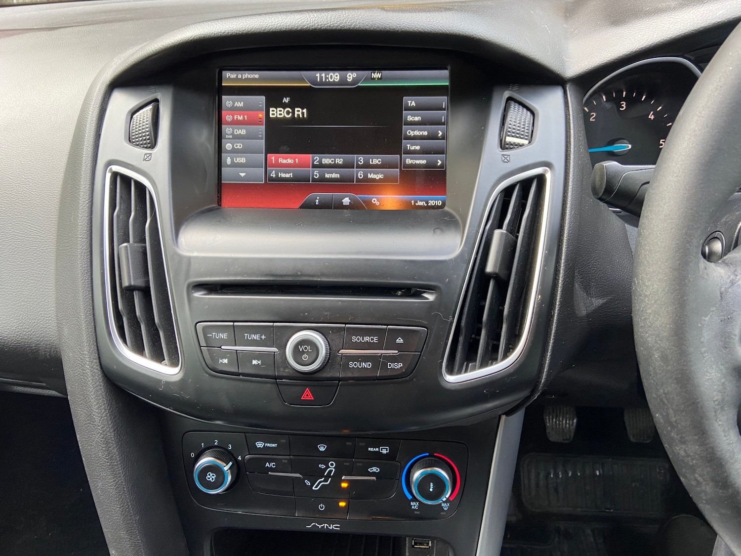 Used Ford Focus 2015 for sale - 77452786: Photo 4