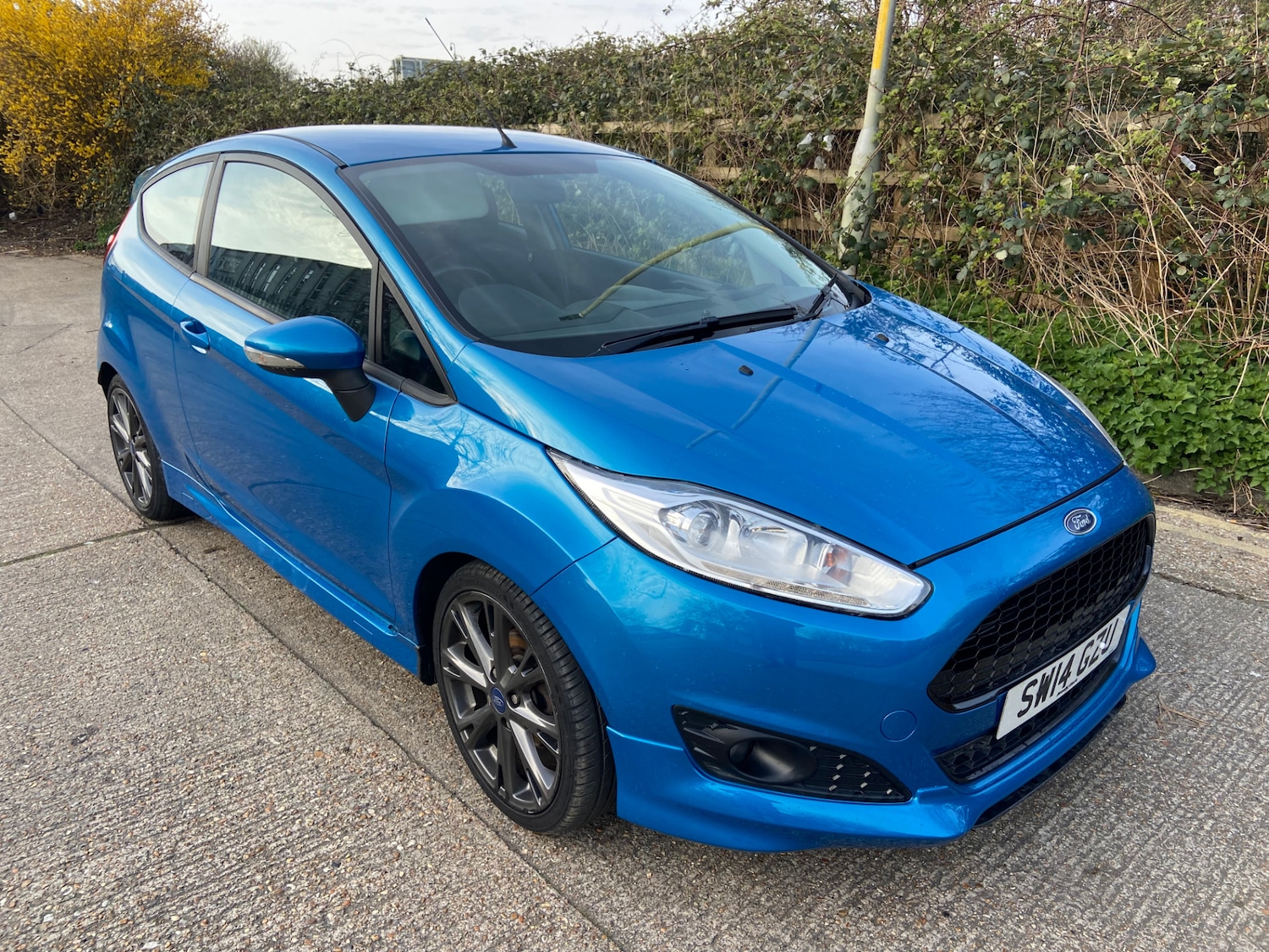 Used Ford Fiesta 2014 for sale - 77968875: Photo 2