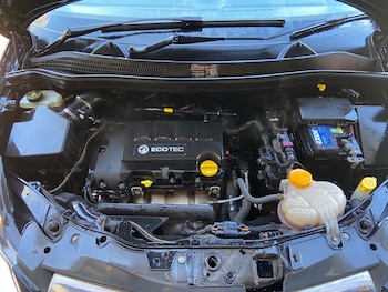 Used Vauxhall Corsa 2010 for sale - 78168702: Photo