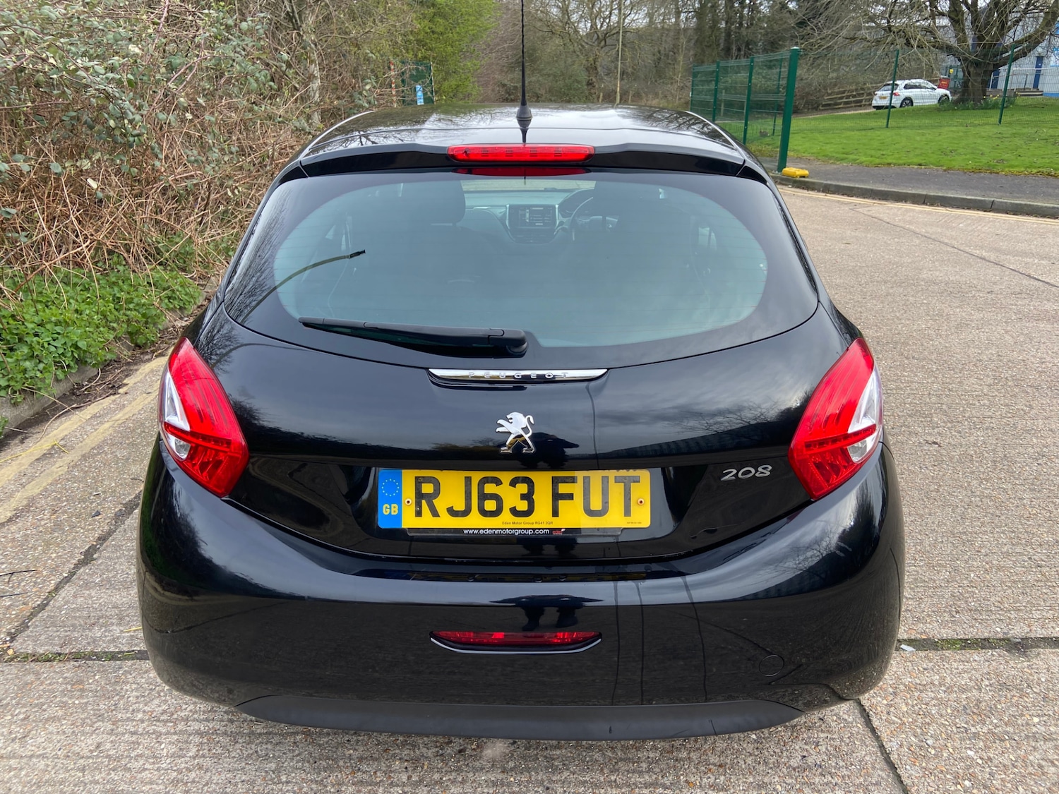 Used Peugeot 208 2014 for sale - 77877982: Photo 5