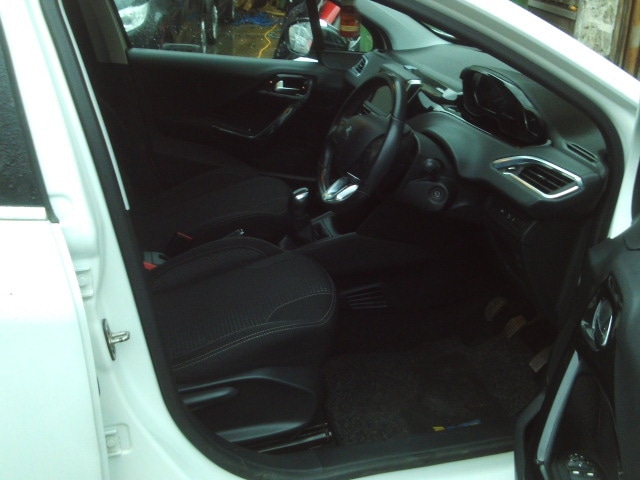 Used Peugeot 208 2015 for sale - 76780456: Photo 12