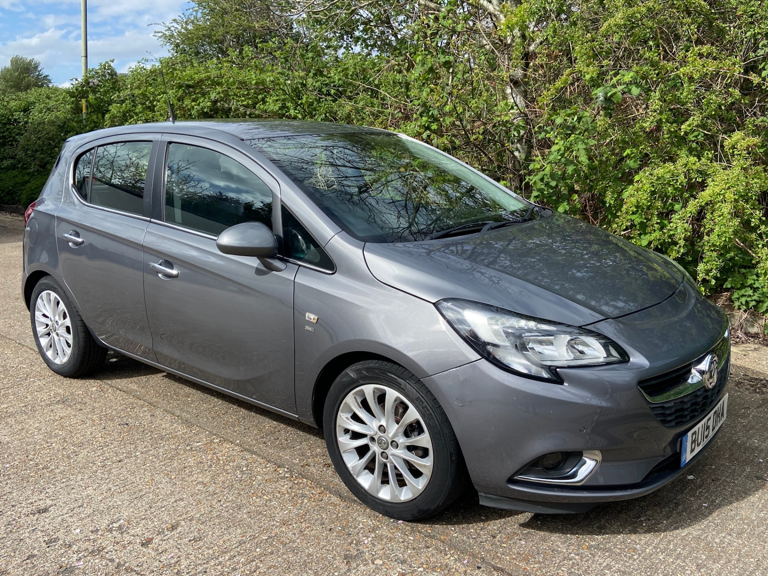Used Vauxhall Corsa 2015 for sale - 78217968: Photo 2