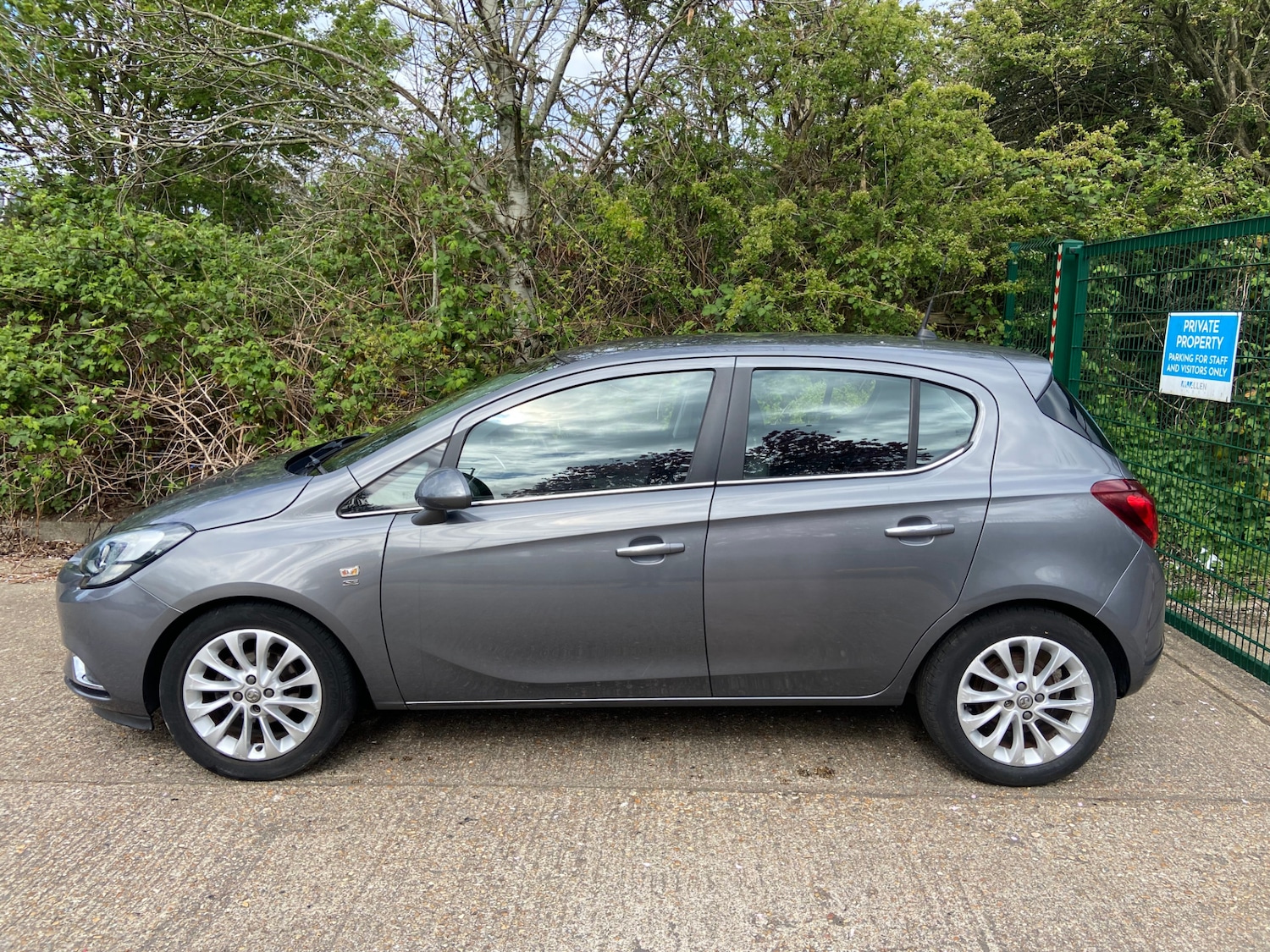 Used Vauxhall Corsa 2015 for sale - 78217968: Photo 8