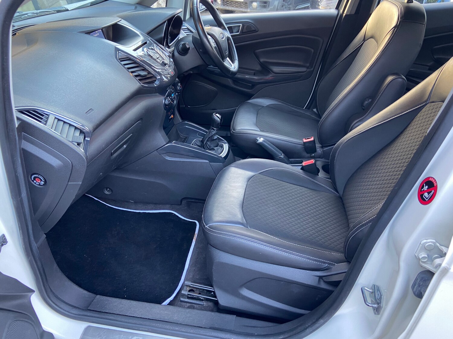 Used Ford Ecosport 2017 for sale - 77641329: Photo 15