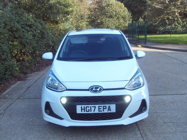 Used Hyundai i10 2017 for sale - 76225192: Photo 11