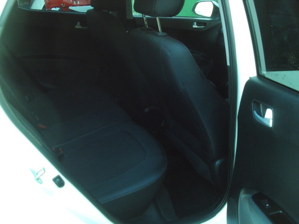 Used Hyundai i10 2017 for sale - 76225192: Photo 16