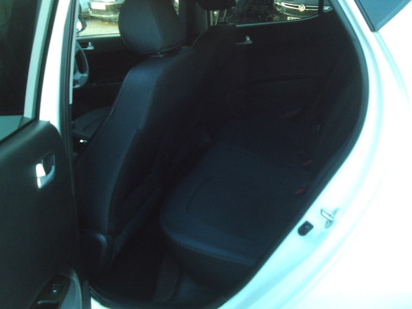 Used Hyundai i10 2017 for sale - 76225192: Photo 18