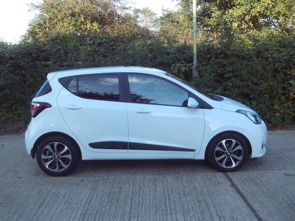 Used Hyundai i10 2017 for sale - 76225192: Photo 7