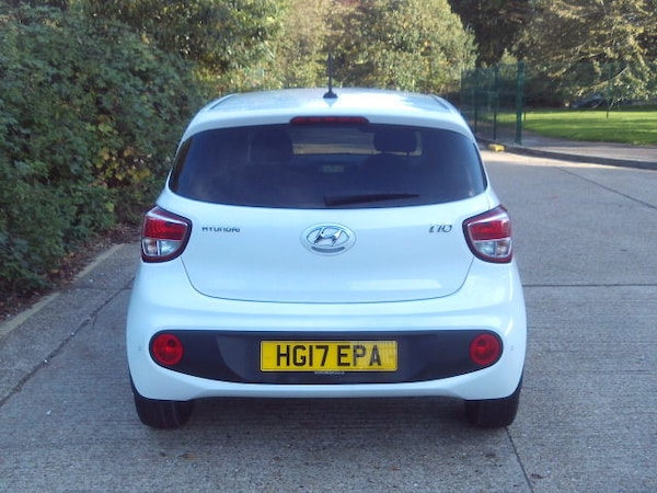 Used Hyundai i10 2017 for sale - 76225192: Photo 8