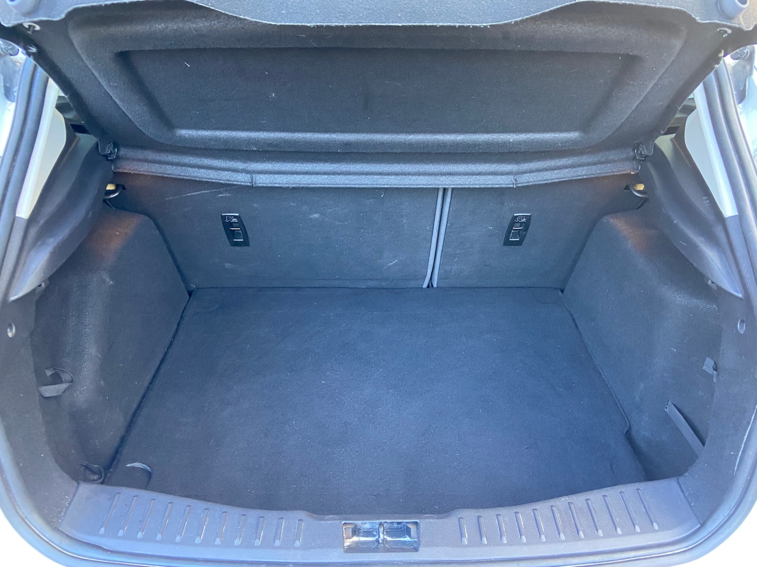 Used Ford Focus 2014 for sale - 77890378: Photo 16