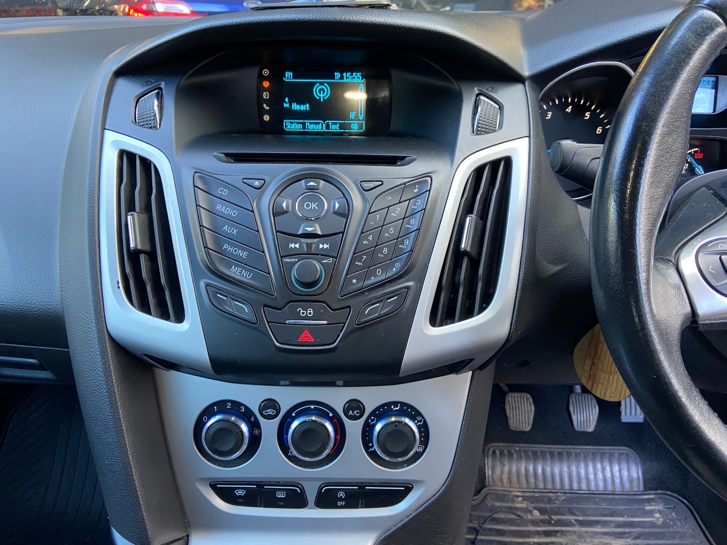 Used Ford Focus 2014 for sale - 77890378: Photo 4