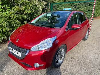 Used Peugeot 208 2013 for sale - 78489260: Photo