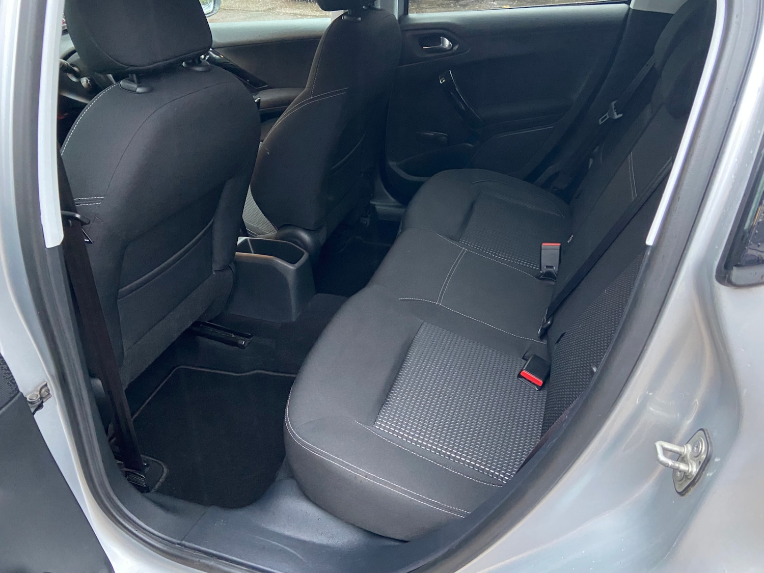 Used Peugeot 208 2016 for sale - 77420741: Photo 15