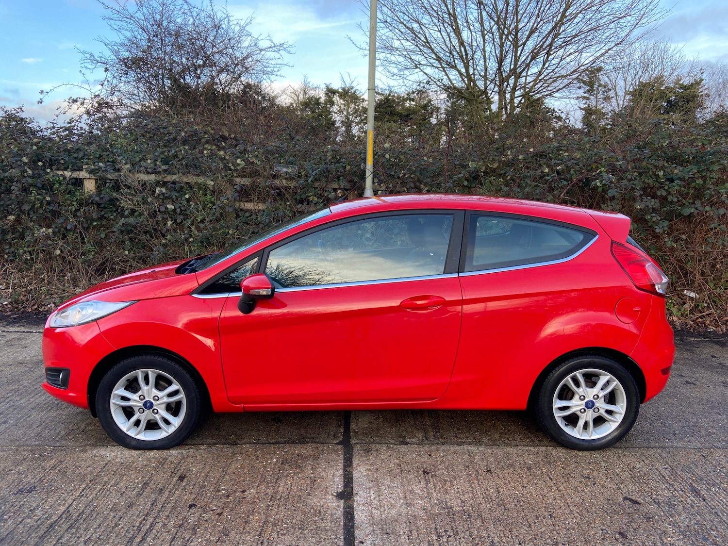 Used Ford Fiesta 2015 for sale - 77228081: Photo 9