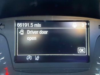 Used Ford Fiesta 2018 for sale - 77083285: Photo