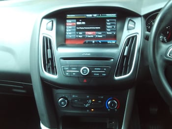 Used Ford Focus 2016 for sale - 76212137: Photo 4