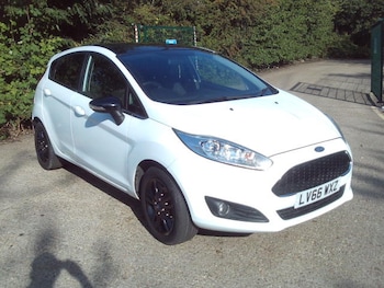 Used Ford Fiesta 2016 for sale - 75561910: Photo