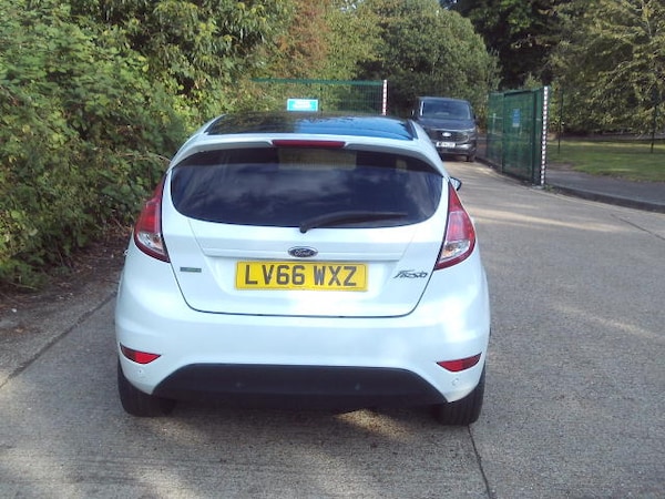 Used Ford Fiesta 2016 for sale - 75561910: Photo 5