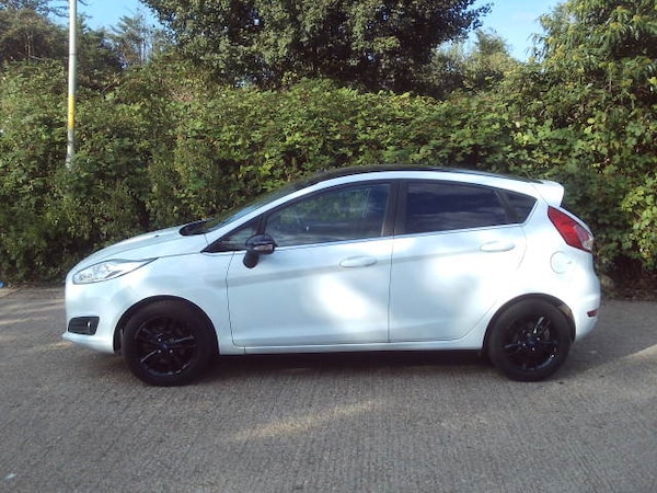 Used Ford Fiesta 2016 for sale - 75561910: Photo 9