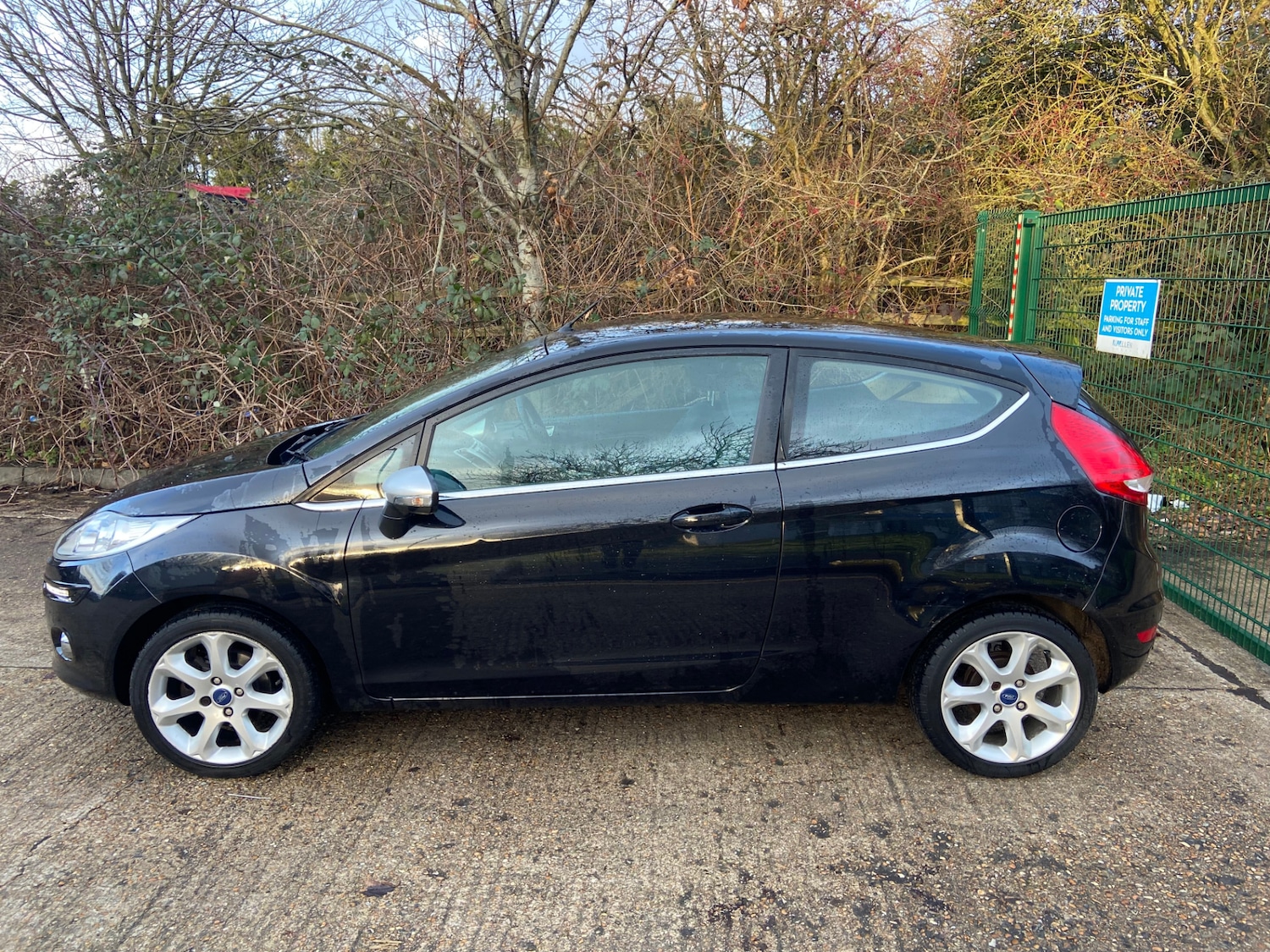 Used Ford Fiesta 2011 for sale - 77395123: Photo 8