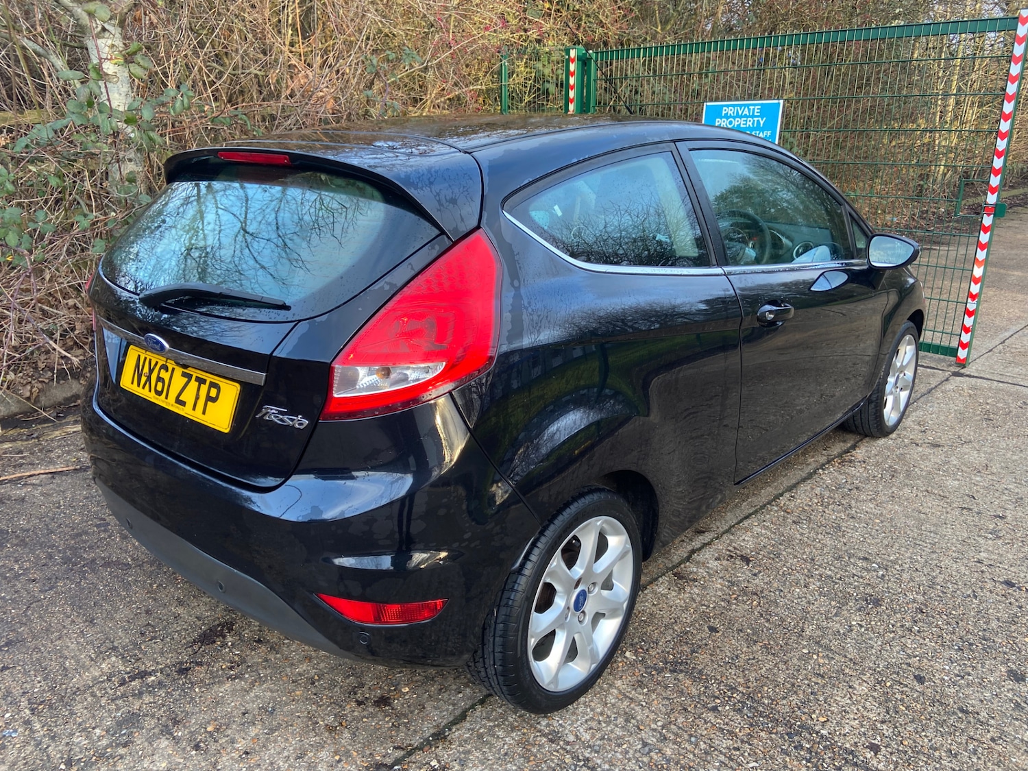 Used Ford Fiesta 2011 for sale - 77395123: Photo 9