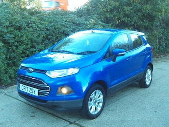 2017 (17) - 1.5 Zetec 5dr Blue 52k Miles Years MOT Warranty