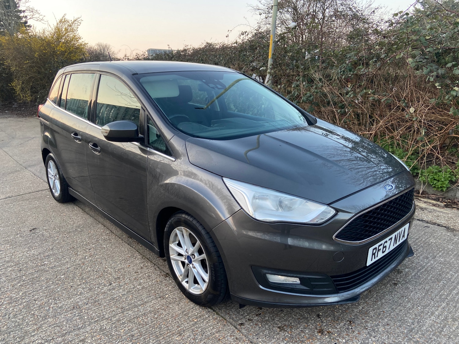 Used Ford Grand C-Max 2018 for sale - 77747328: Photo 2