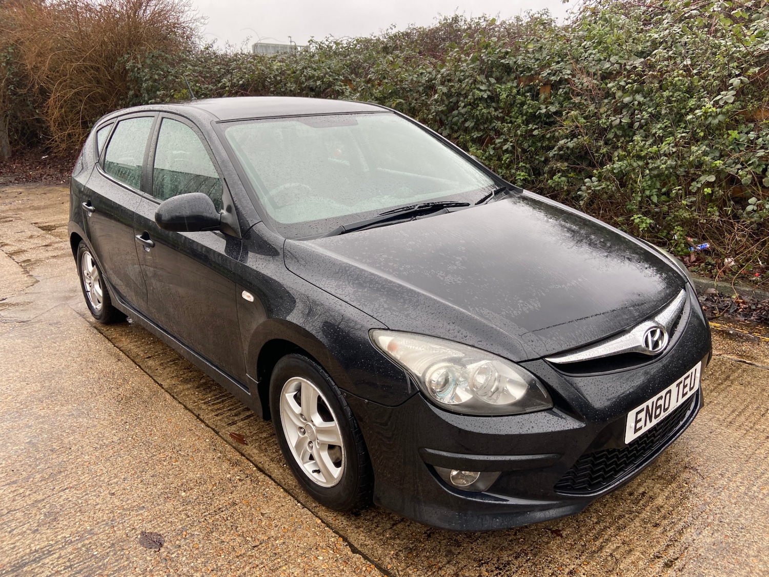 Used Hyundai i30 2011 for sale - 77151701: Photo 2