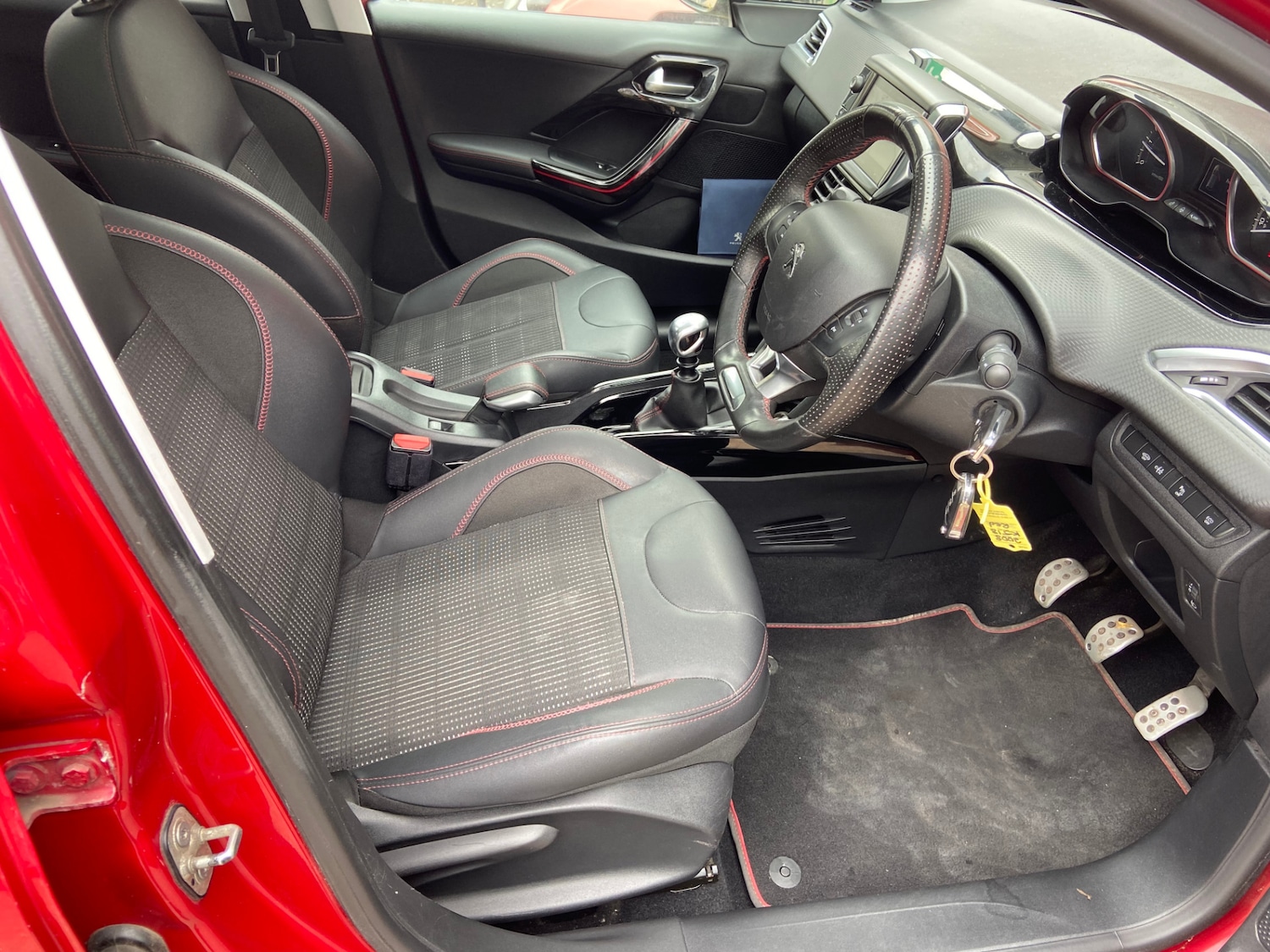 Used Peugeot 2008 2018 for sale - 78217971: Photo 14