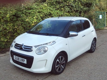 2018 (18) - 1.2 PureTech Flair 5dr White 30k Miles Years MOT Warranty